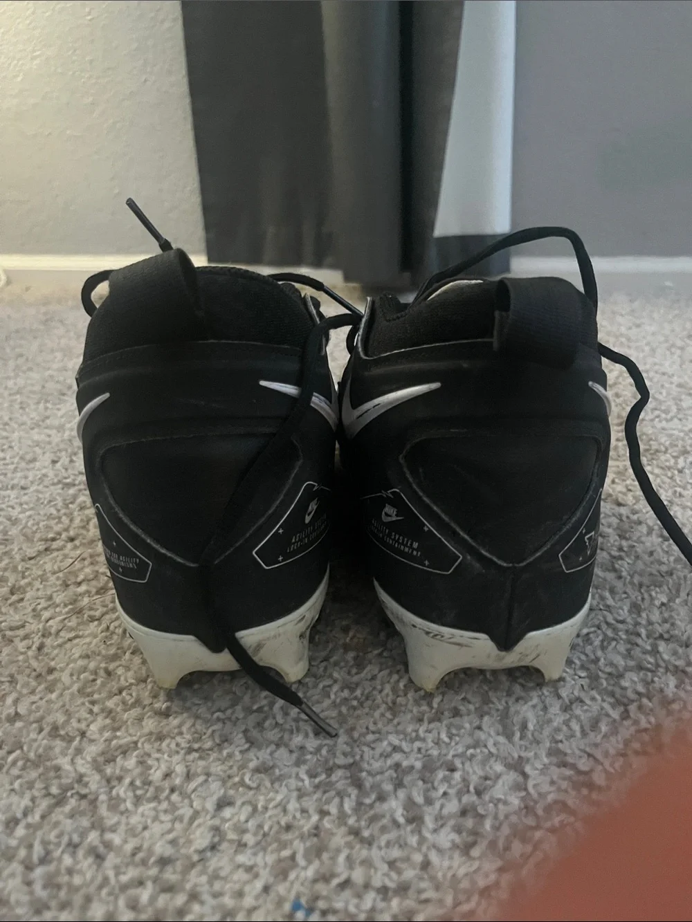 Nike Alpha Black/White Cleats size 10